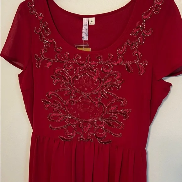 Francesca's Collections Red Embroidered Dress - Picture 1 of 10